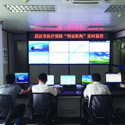 阿勒泰最新药店3000元能套现多少方法分析(最方便真实的阿勒泰急用钱如何提取医保卡里的钱方法)